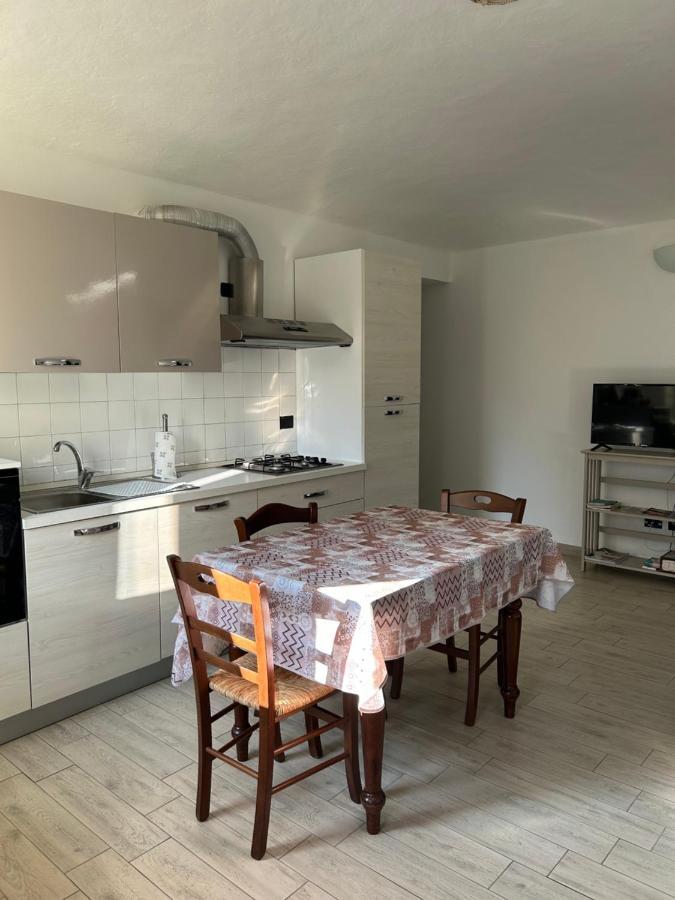 Takapradalu Villa Cisterna dʼAsti Kültér fotó