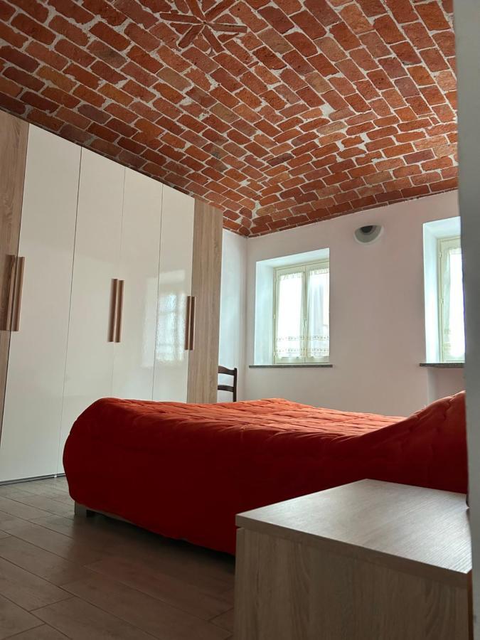 Takapradalu Villa Cisterna dʼAsti Kültér fotó