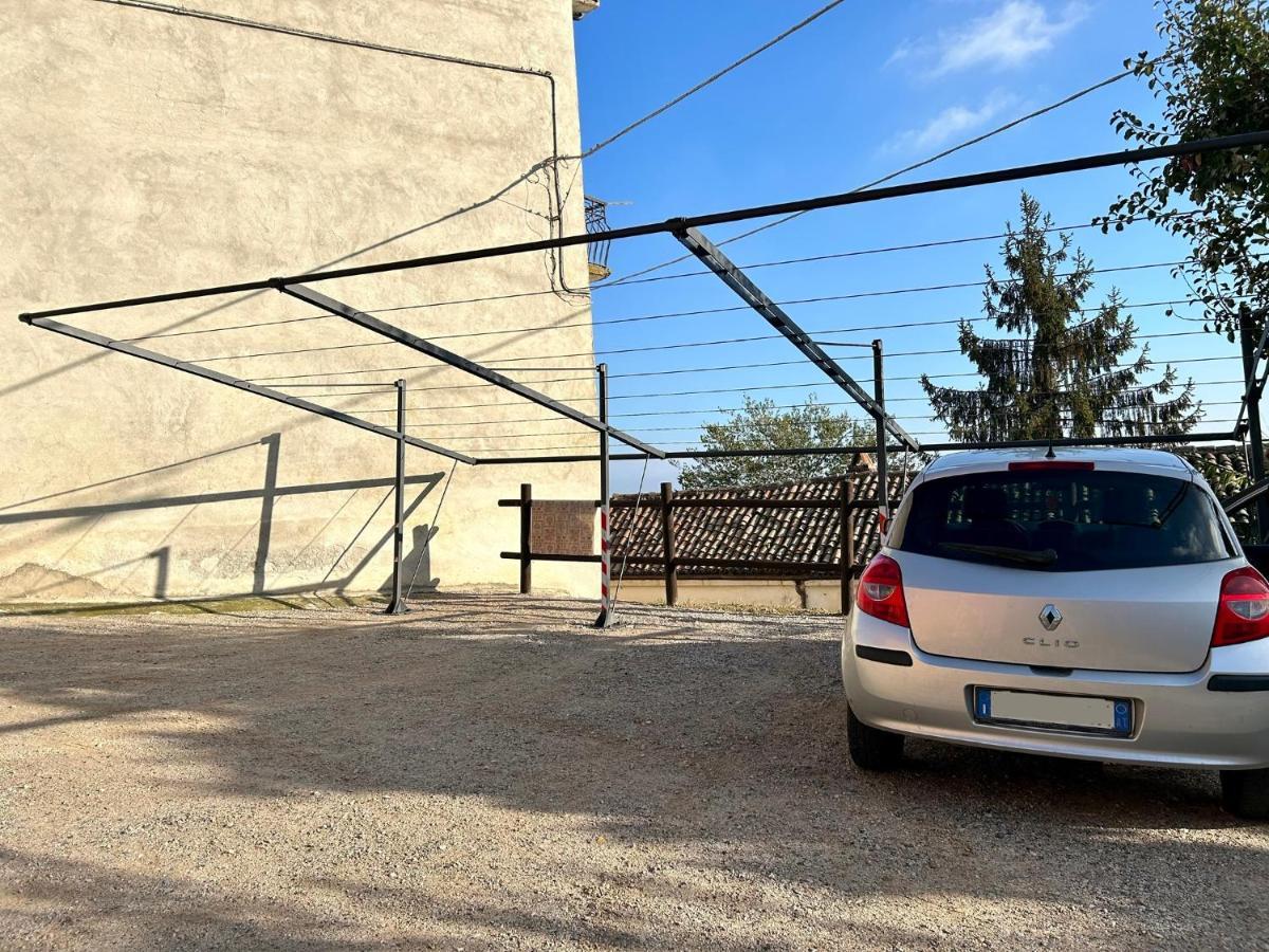 Takapradalu Villa Cisterna dʼAsti Kültér fotó